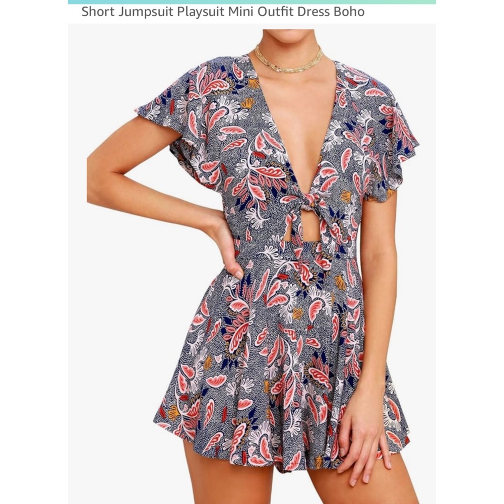 Floral V-Neck flowy romper